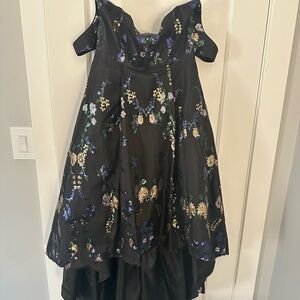 Calvin Klein high low - pockets!